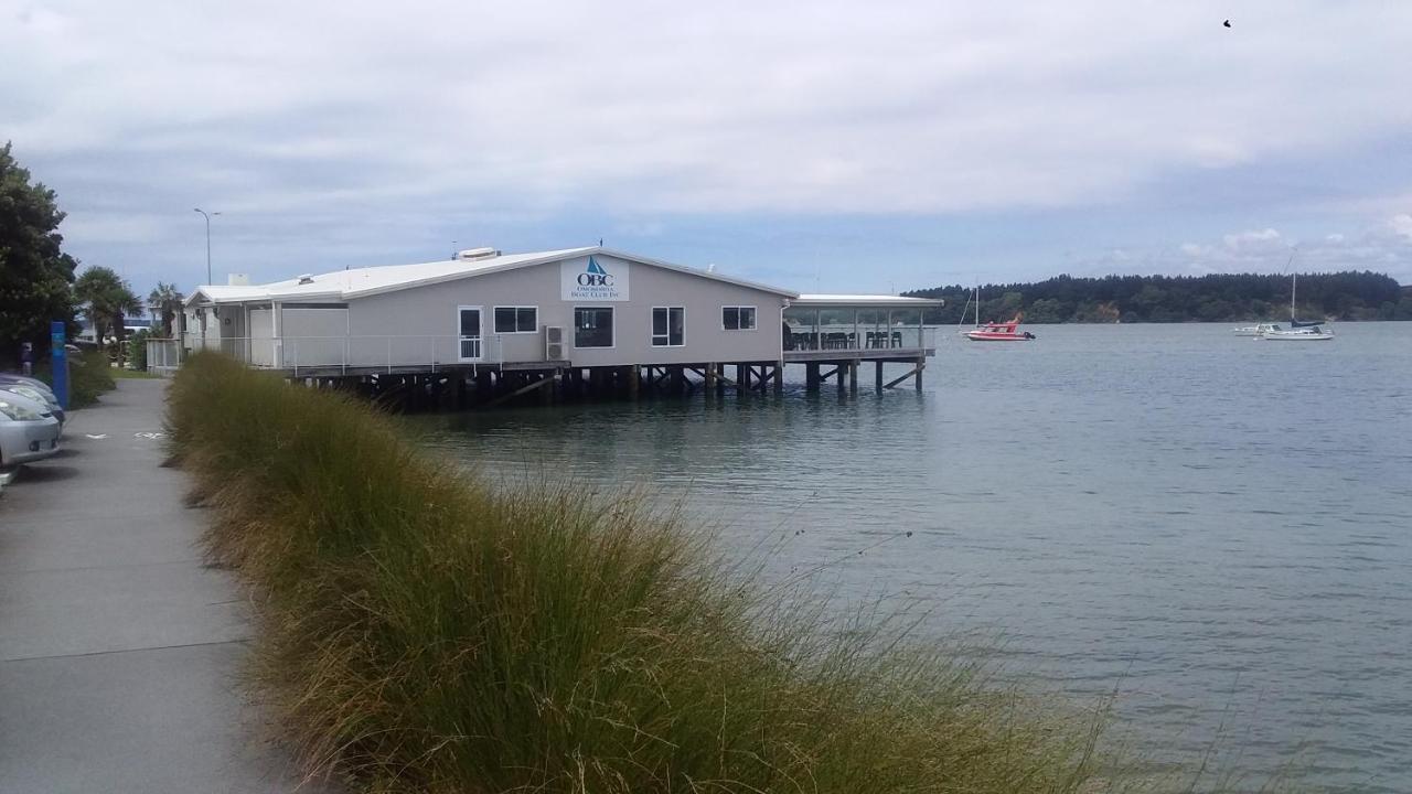 Omokoroa Golfers Retreat - B&B Extérieur photo